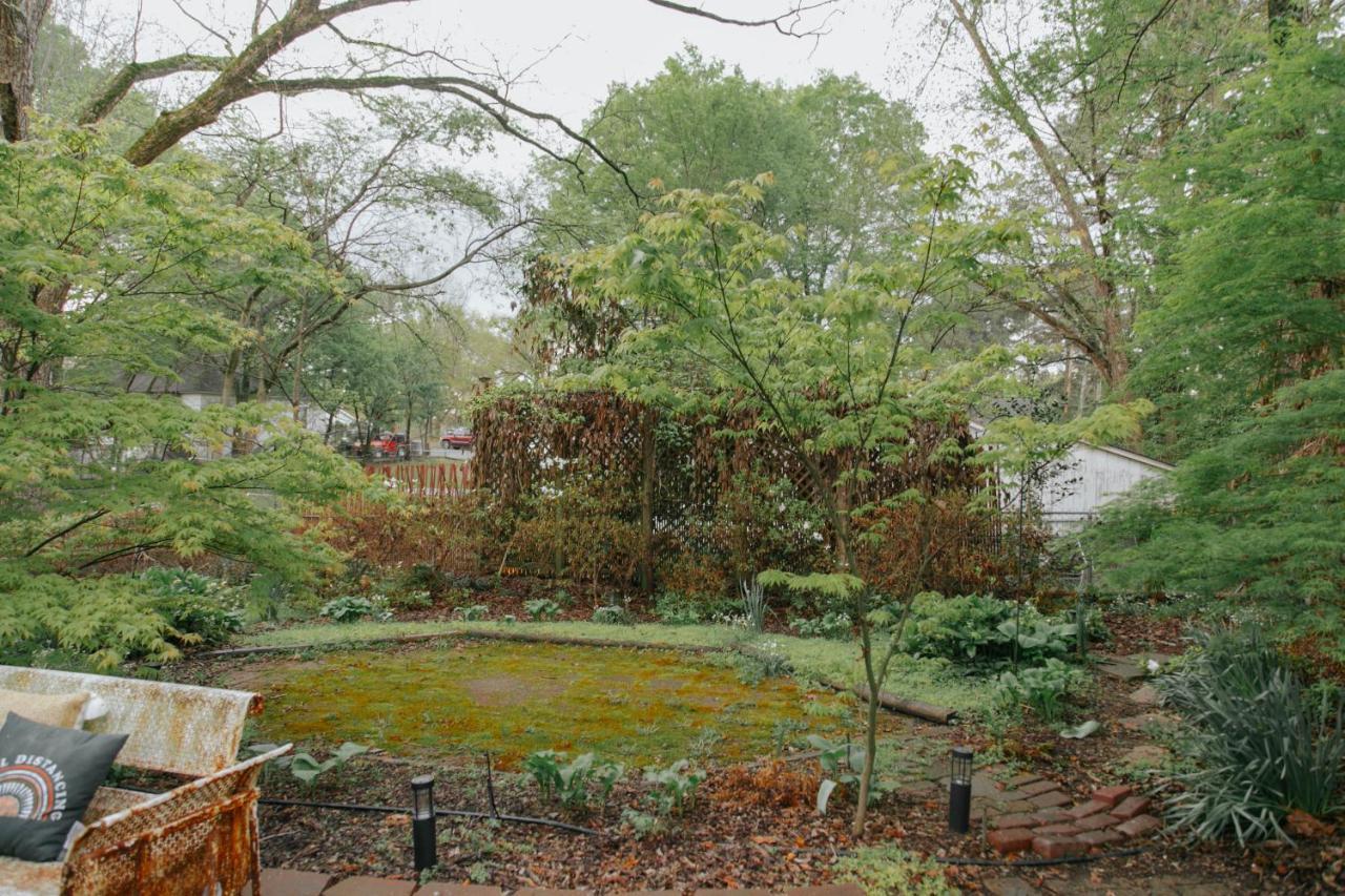 The Woodlawn Tudor Hot Springs Exterior photo